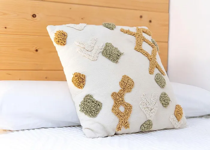 Music-inspired Near Mezquita Jewish Quarter *