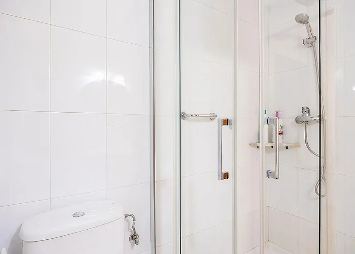 Music-inspired Near Mezquita Jewish Quarter *