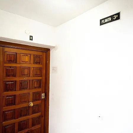 Music-Inspired Stay Near Mezquita Jewish Quarter *