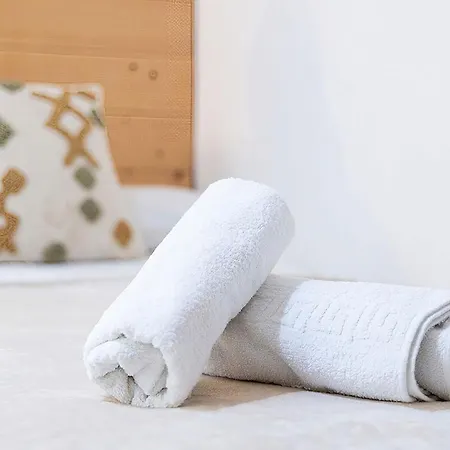 Apartment Music-Inspired Stay Near Mezquita Jewish Quarter Córdoba