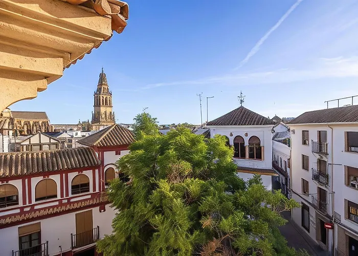 Music-inspired Near Mezquita Jewish Quarter Appartement Cordoue